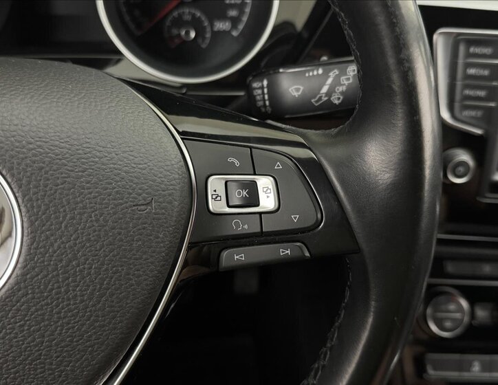 Volkswagen Touran MPV 2,0 l 110 kw