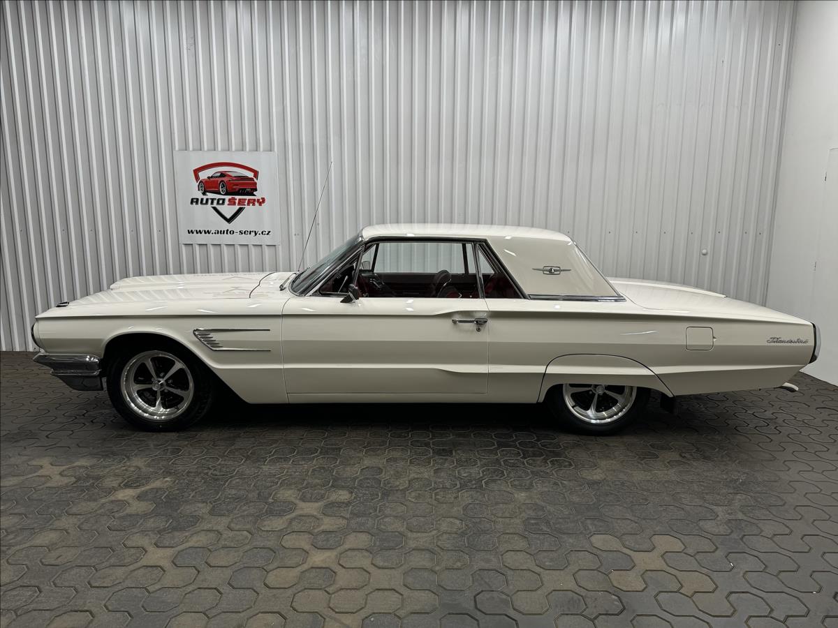 Ford Thunderbird