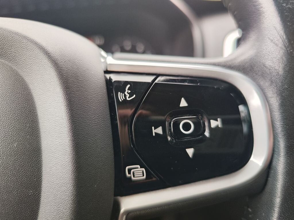 Volvo XC90 SUV / Terénní 2,0 l 235 kw