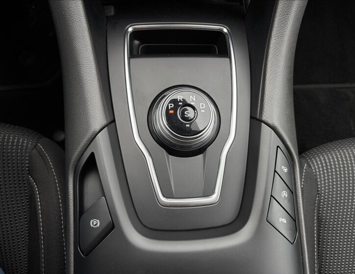 Ford Mondeo Kombi 2,0 l 140 kw