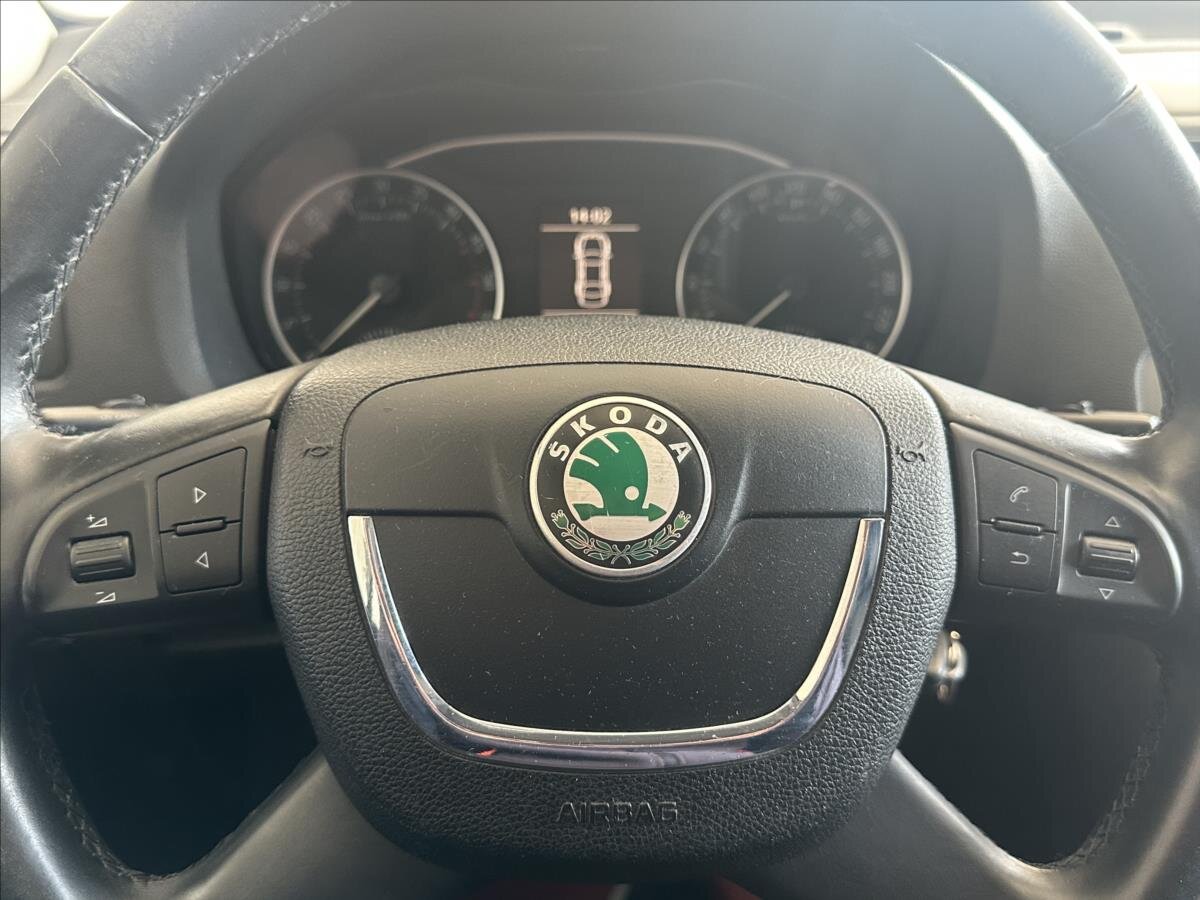 Škoda Octavia Kombi 2,0 l 103 kw