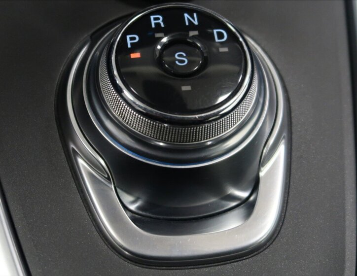 Ford S-MAX MPV 2,0 l 140 kw