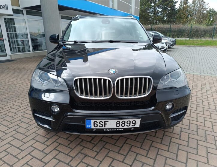 BMW X5 SUV / Terénní 3,0 l 180 kw
