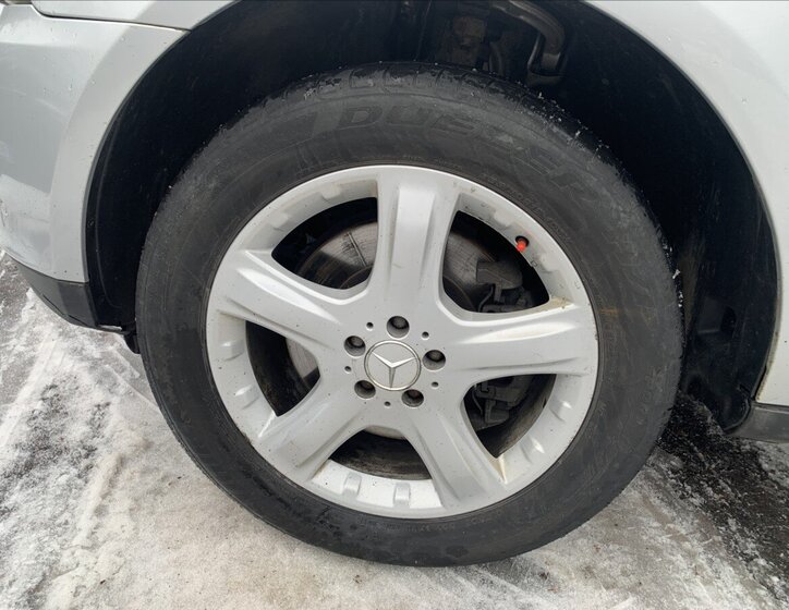 Mercedes-Benz Třídy M SUV / Terénní 4,0 l 225 kw