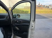 Mercedes-Benz Třídy V 32