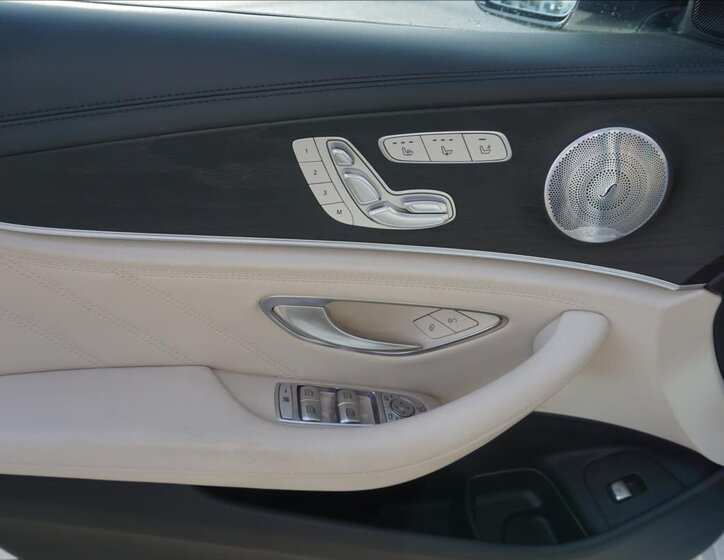 Mercedes-Benz Třídy E Sedan 4,0 l 450 kw