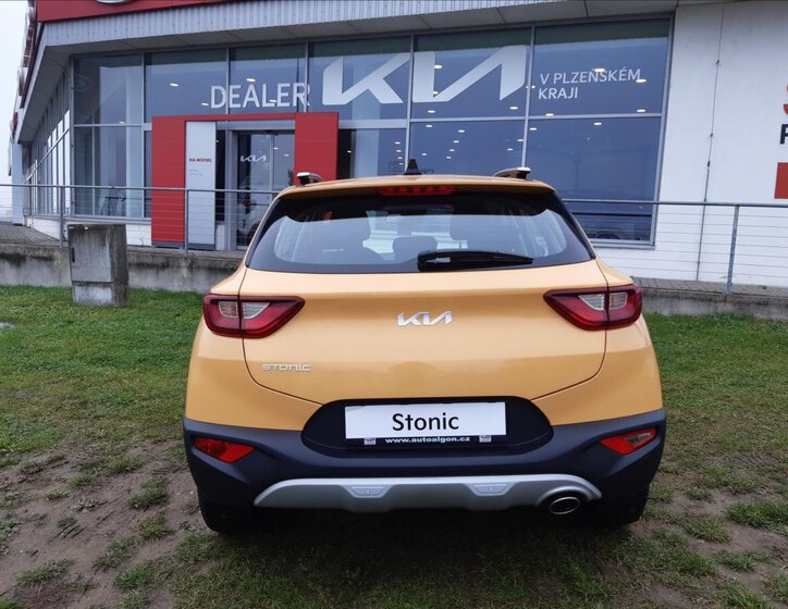 KIA Stonic SUV 998,0 74 kw