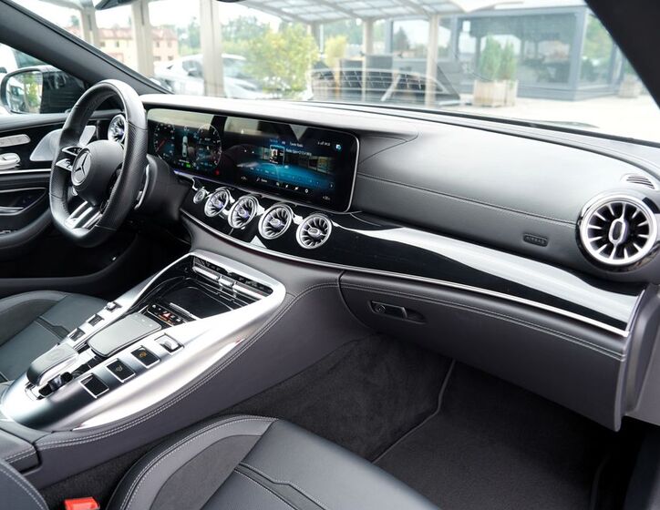 Mercedes-Benz AMG GT 28