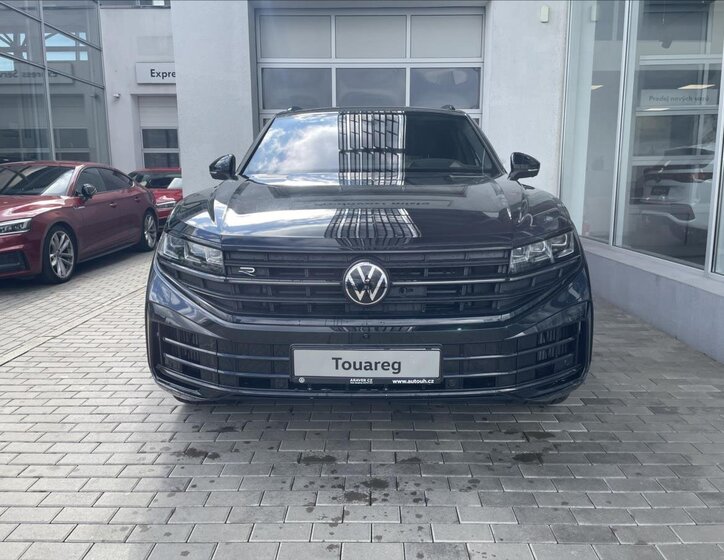 Volkswagen Touareg 2