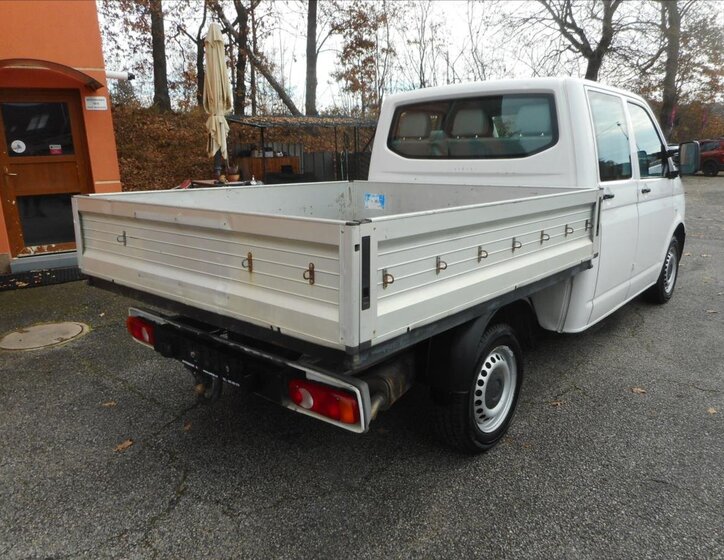 Volkswagen Transporter Valník 2,0 l 103 kw