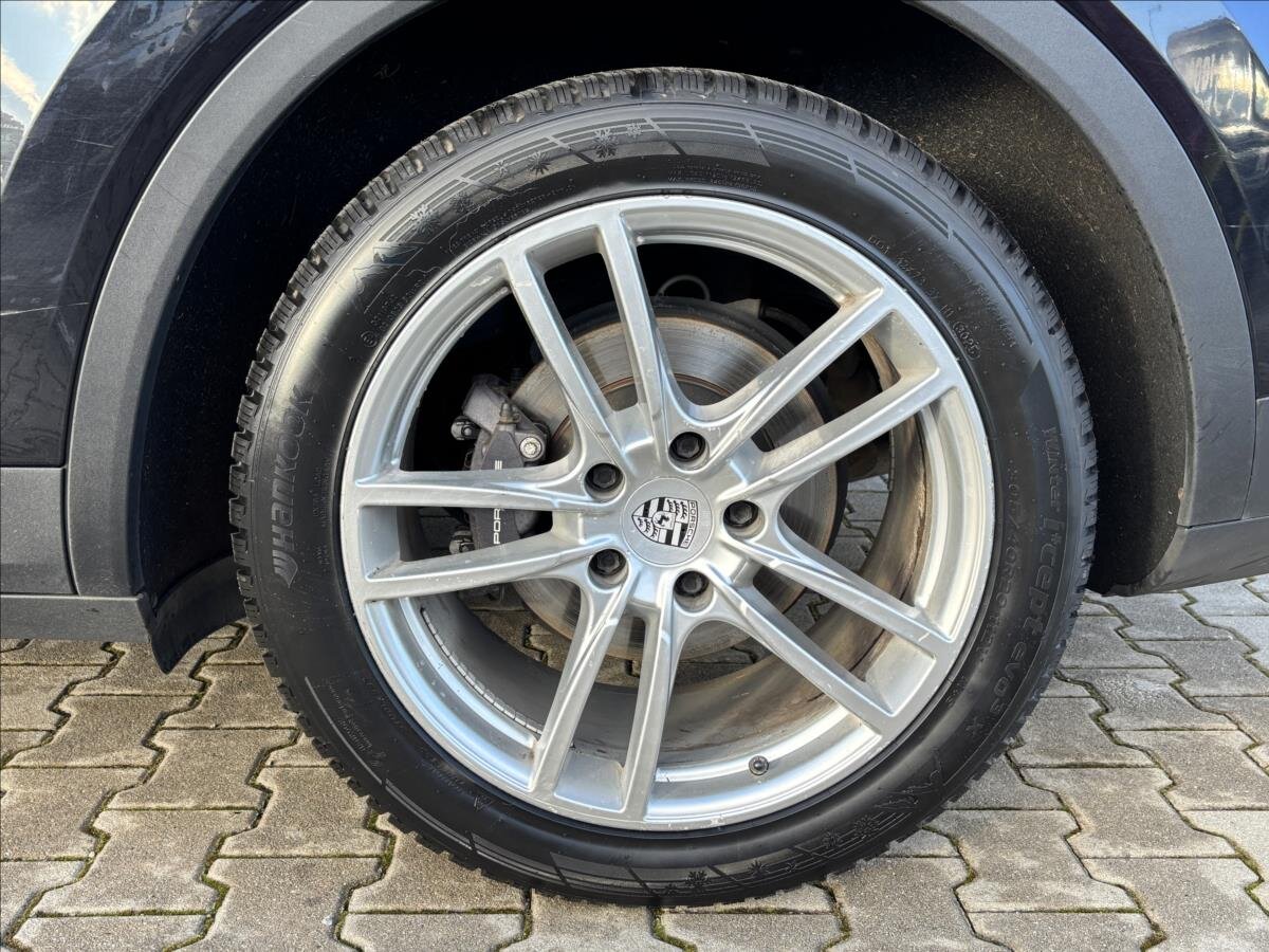 Porsche Cayenne SUV / Terénní 3,0 l 250 kw