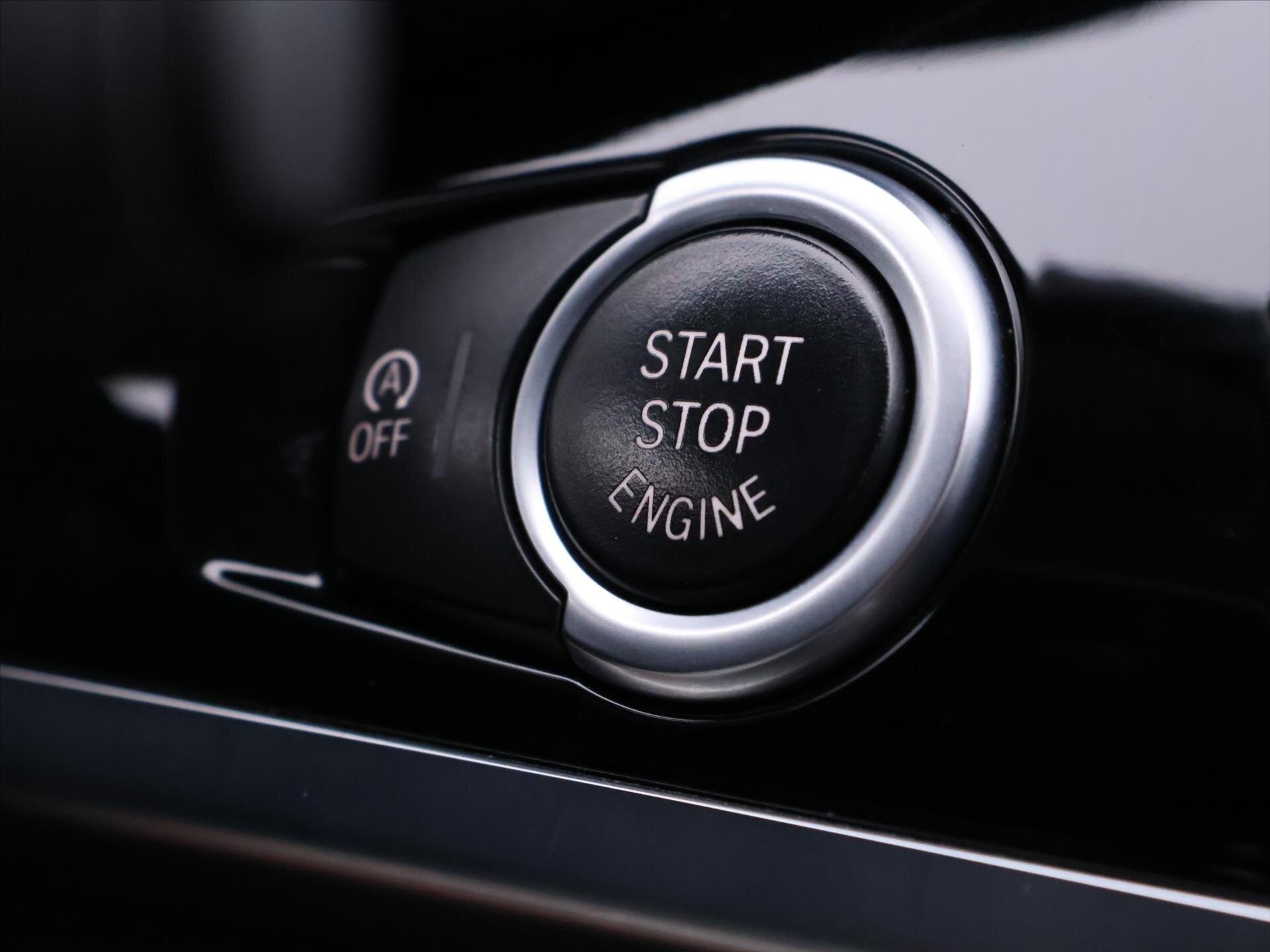 BMW X4 SUV / Terénní 2,0 l 140 kw