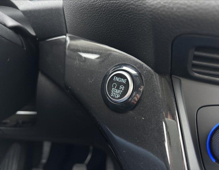 Ford Kuga SUV 2,0 l 110 kw