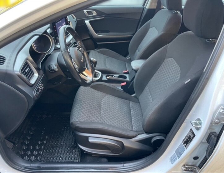 KIA Ceed Kombi 1,5 l 117 kw