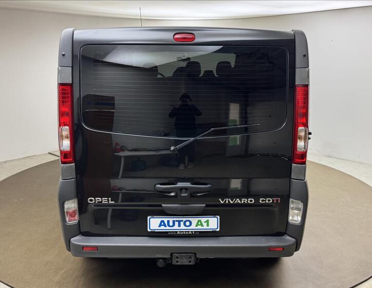 Opel Vivaro 5