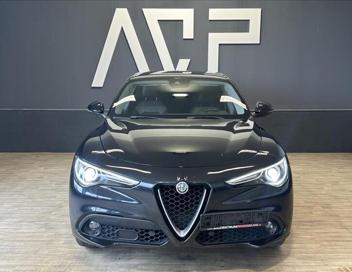 Alfa Romeo Stelvio 3
