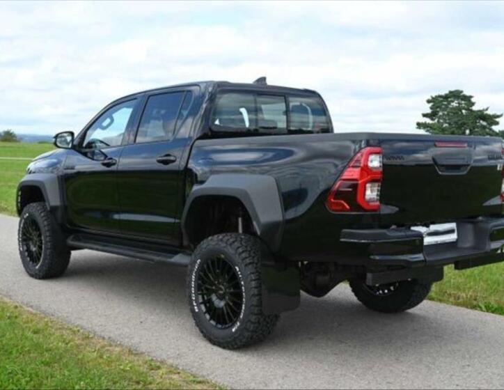 Toyota Hilux 17