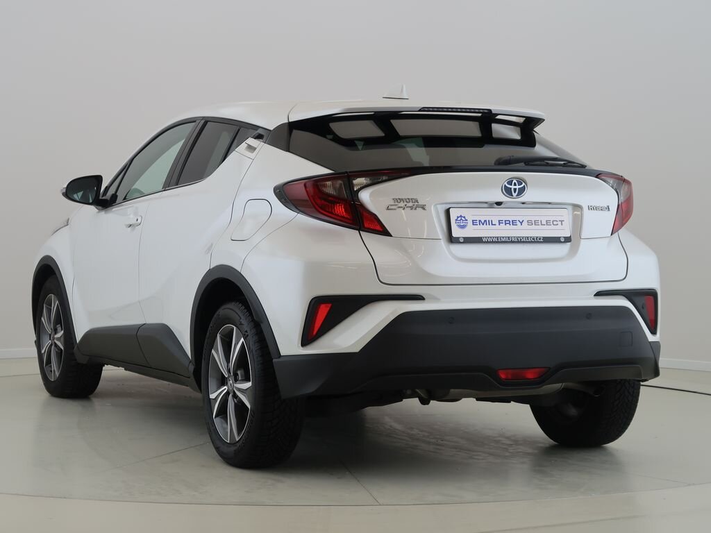 Toyota C-HR SUV 1,8 l 72 kw