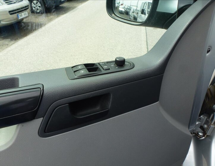 Volkswagen Transporter Ostatní 2,0 l 75 kw