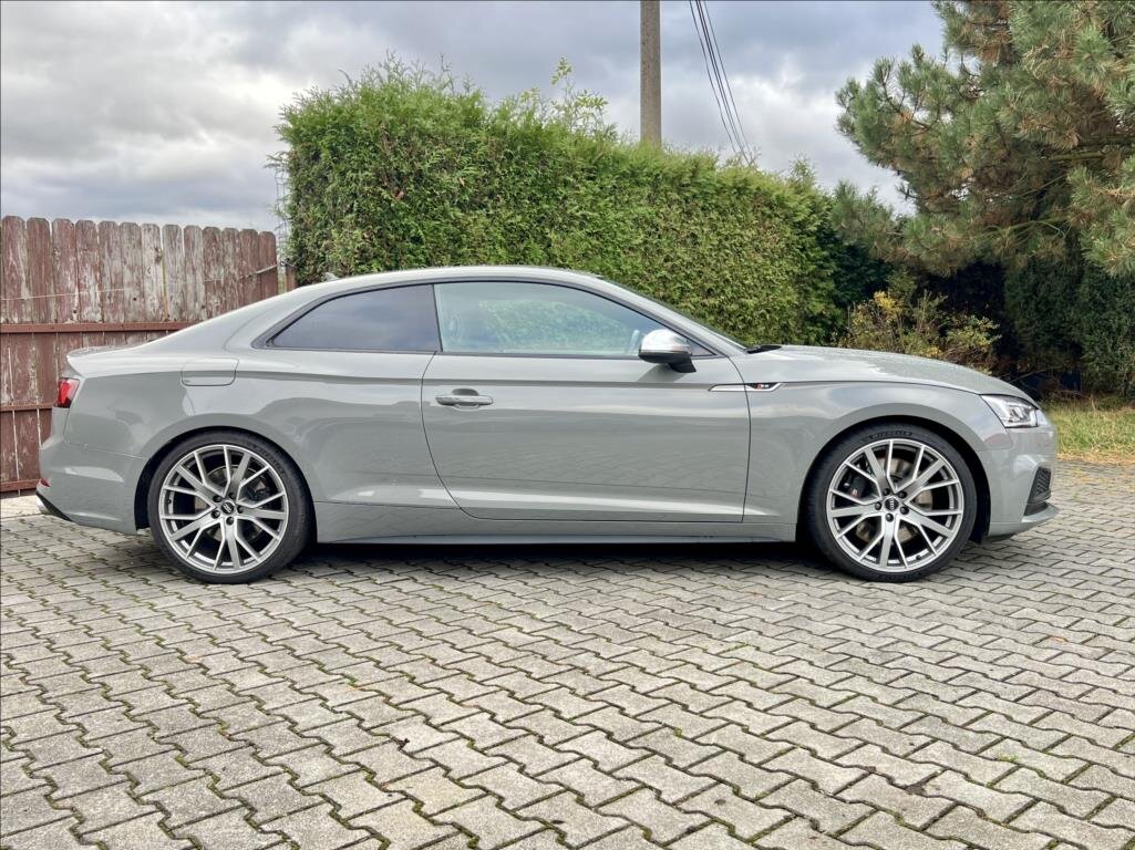 Audi S5 Kupé 3,0 l 255 kw