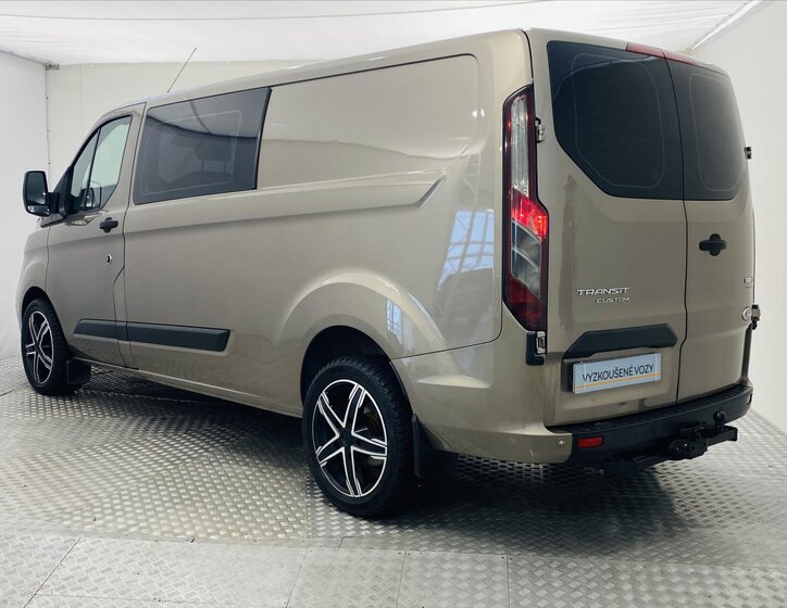 Ford Transit Custom 22