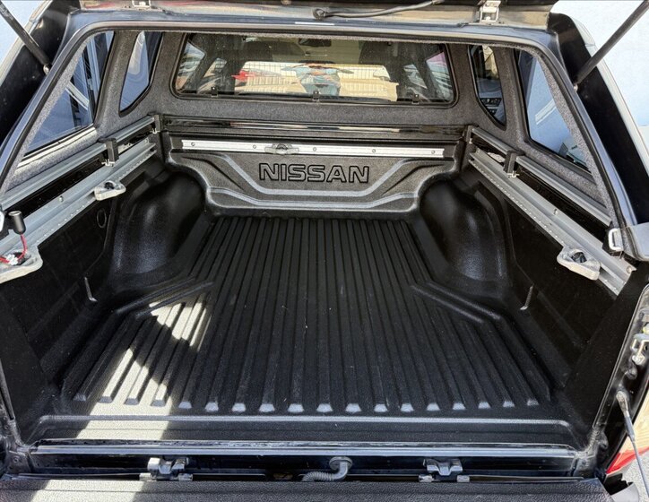 Nissan Navara Pick-up 2,3 l 120 kw