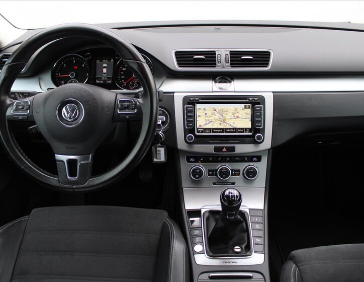 Volkswagen CC 13