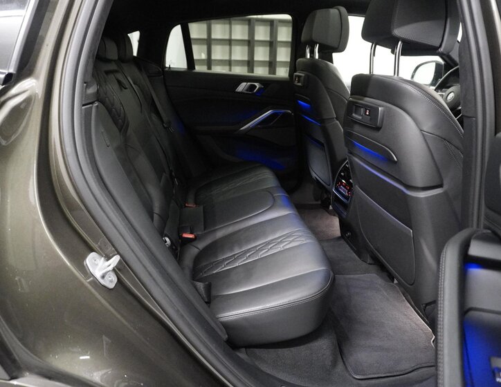 BMW X6 SUV 3,0 l 250 kw