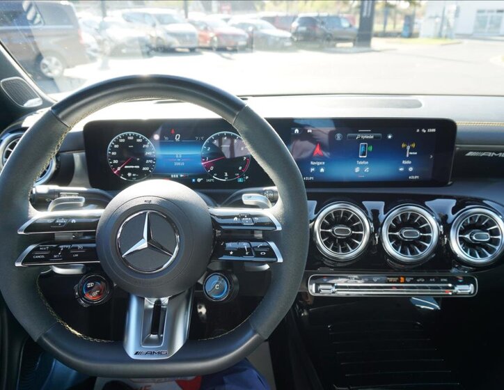 Mercedes-Benz CLA 16