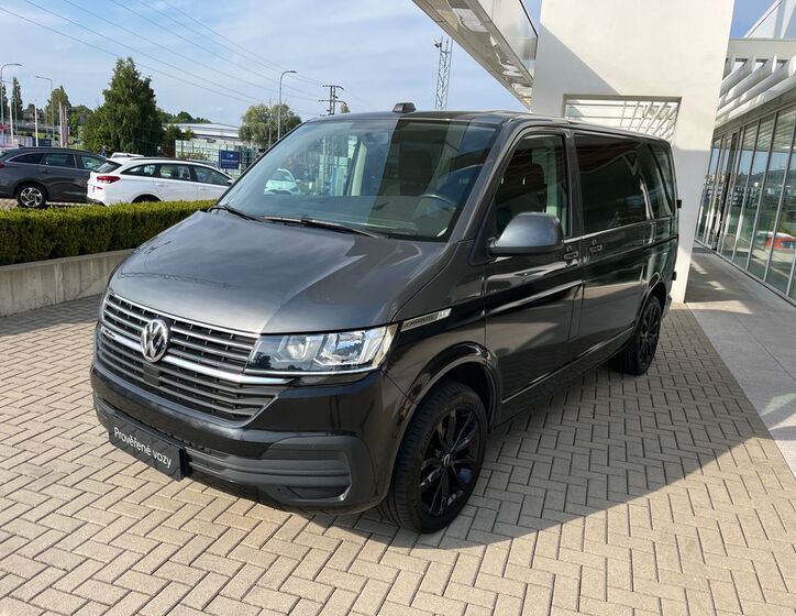 Volkswagen Caravelle 2