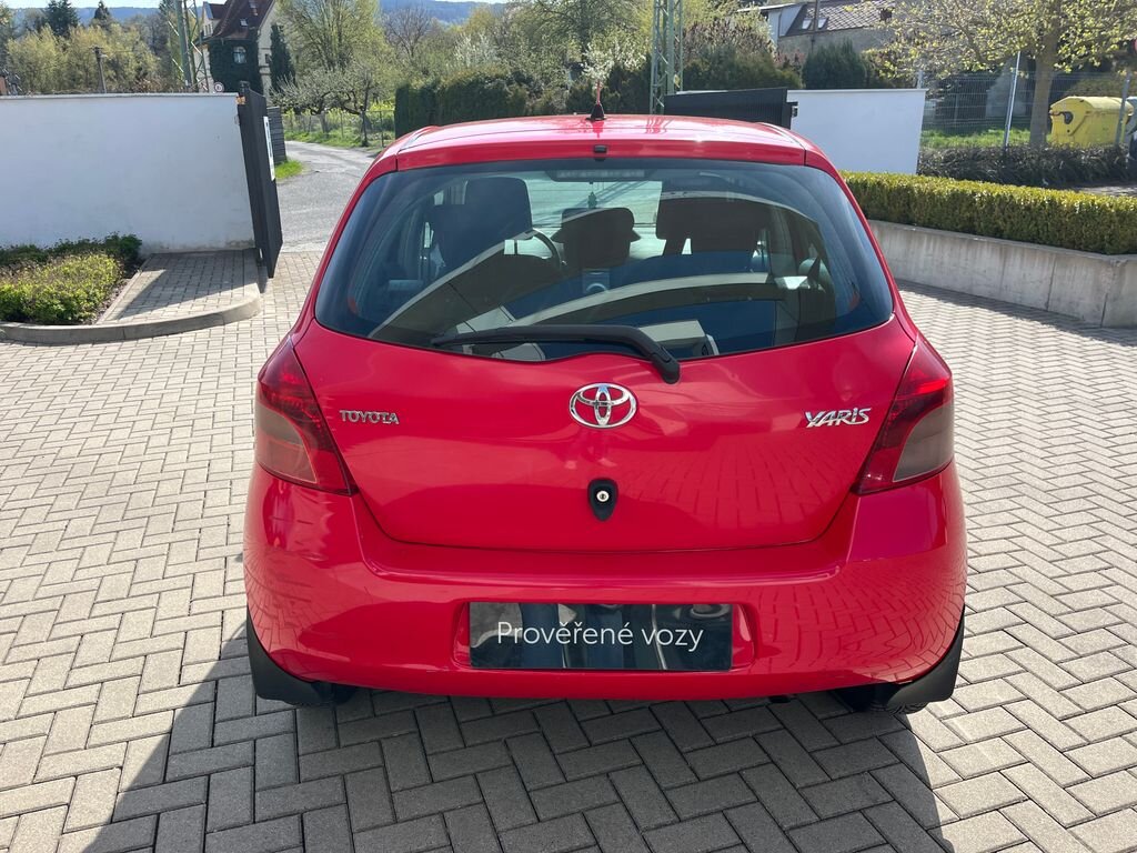 Toyota Yaris Hatchback 1,3 l 64 kw
