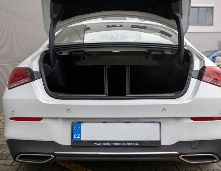 Mercedes-Benz CLA 18