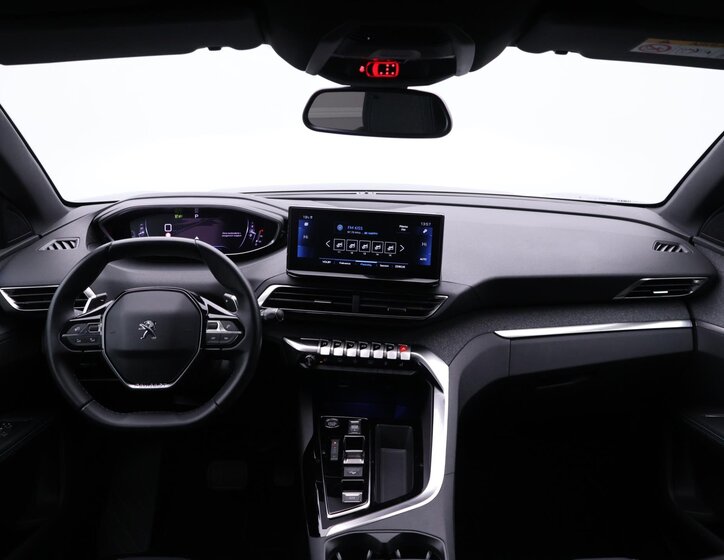 Peugeot 5008 SUV 1,2 l 96 kw