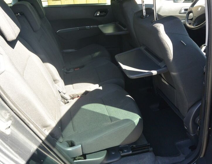 Peugeot 5008 MPV 1,6 l 88 kw