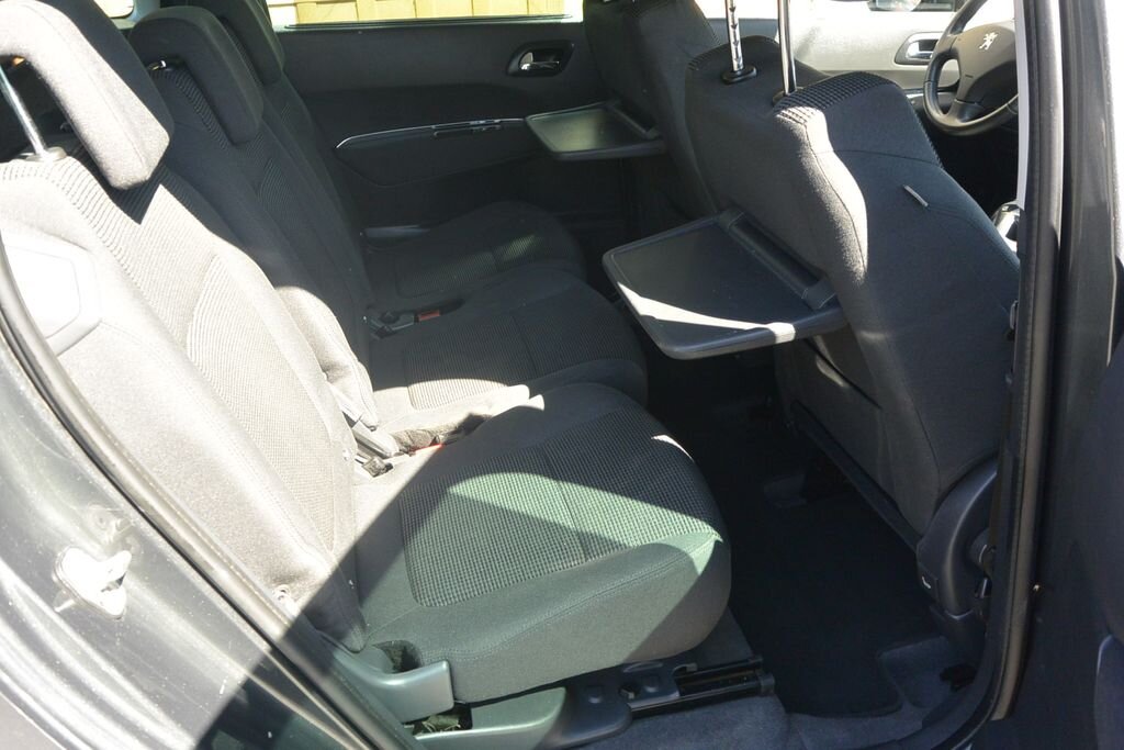 Peugeot 5008 MPV 1,6 l 88 kw