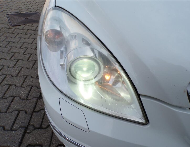 Mercedes-Benz Třídy B Kombi 2,0 l 100 kw