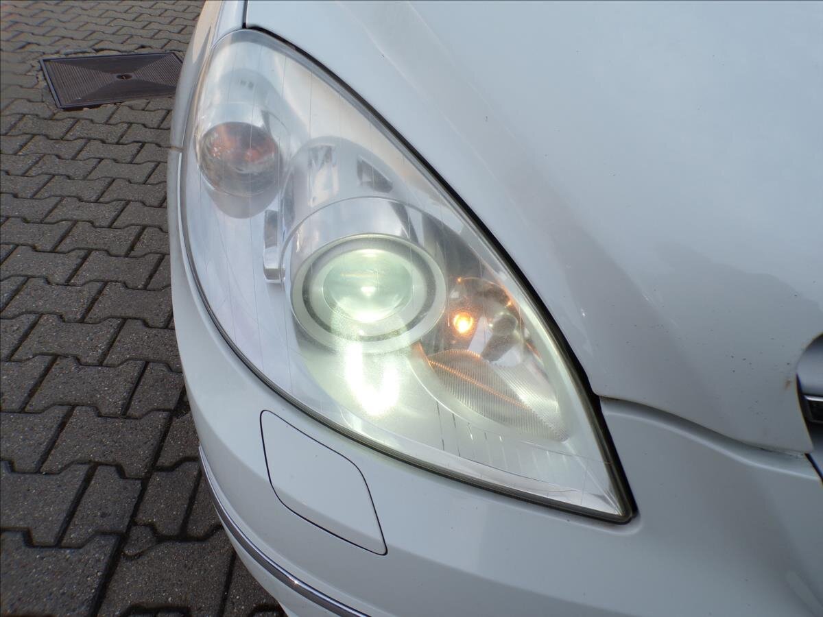 Mercedes-Benz Třídy B Kombi 2,0 l 100 kw