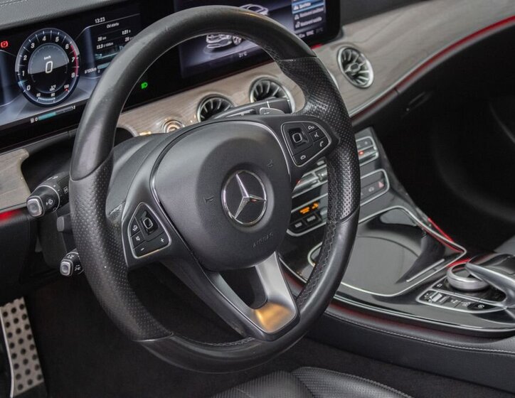 Mercedes-Benz Třídy E 15