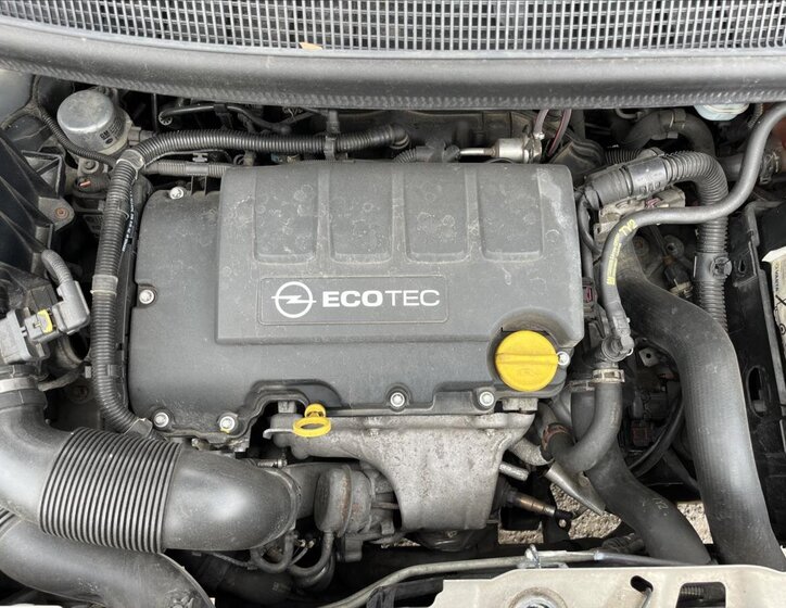 Opel Meriva MPV 1,4 l 88 kw