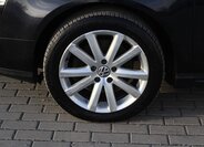 Volkswagen Passat 9