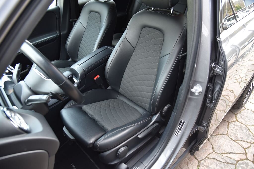 Mercedes-Benz GLB SUV / Terénní 2,0 l 110 kw