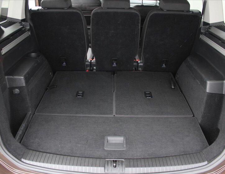 Volkswagen Touran 14