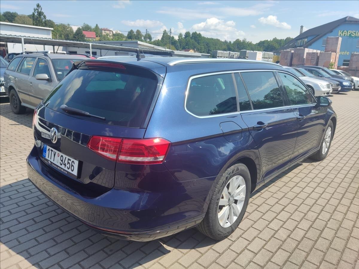 Volkswagen Passat Kombi 2,0 l 110 kw