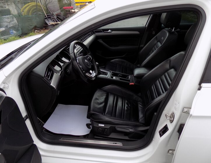 Volkswagen Passat 16