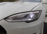 Tesla Model S 39