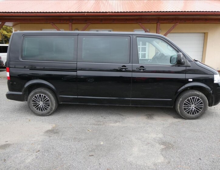 Volkswagen Caravelle Ostatní 2,5 l 96 kw