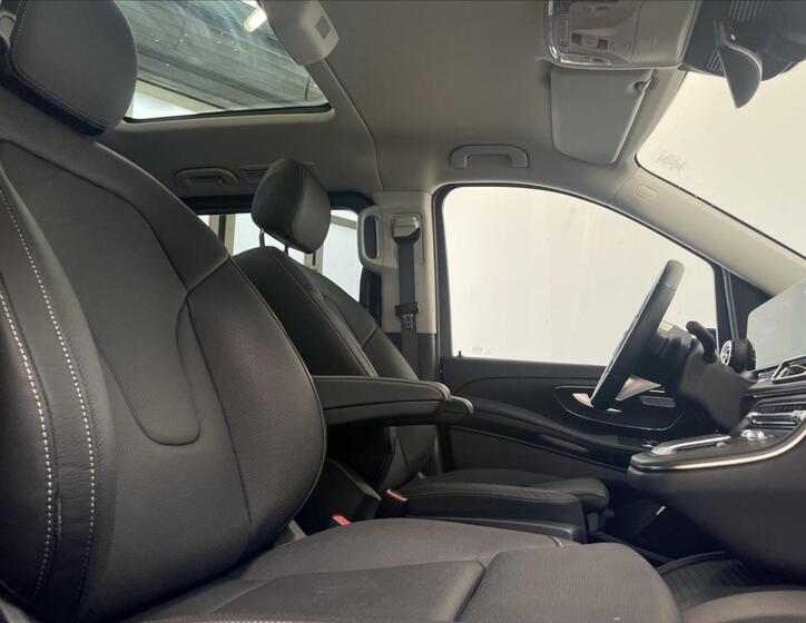 Mercedes-Benz Třídy V 15