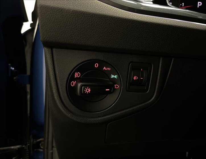 Volkswagen Polo Hatchback 1,5 l 110 kw