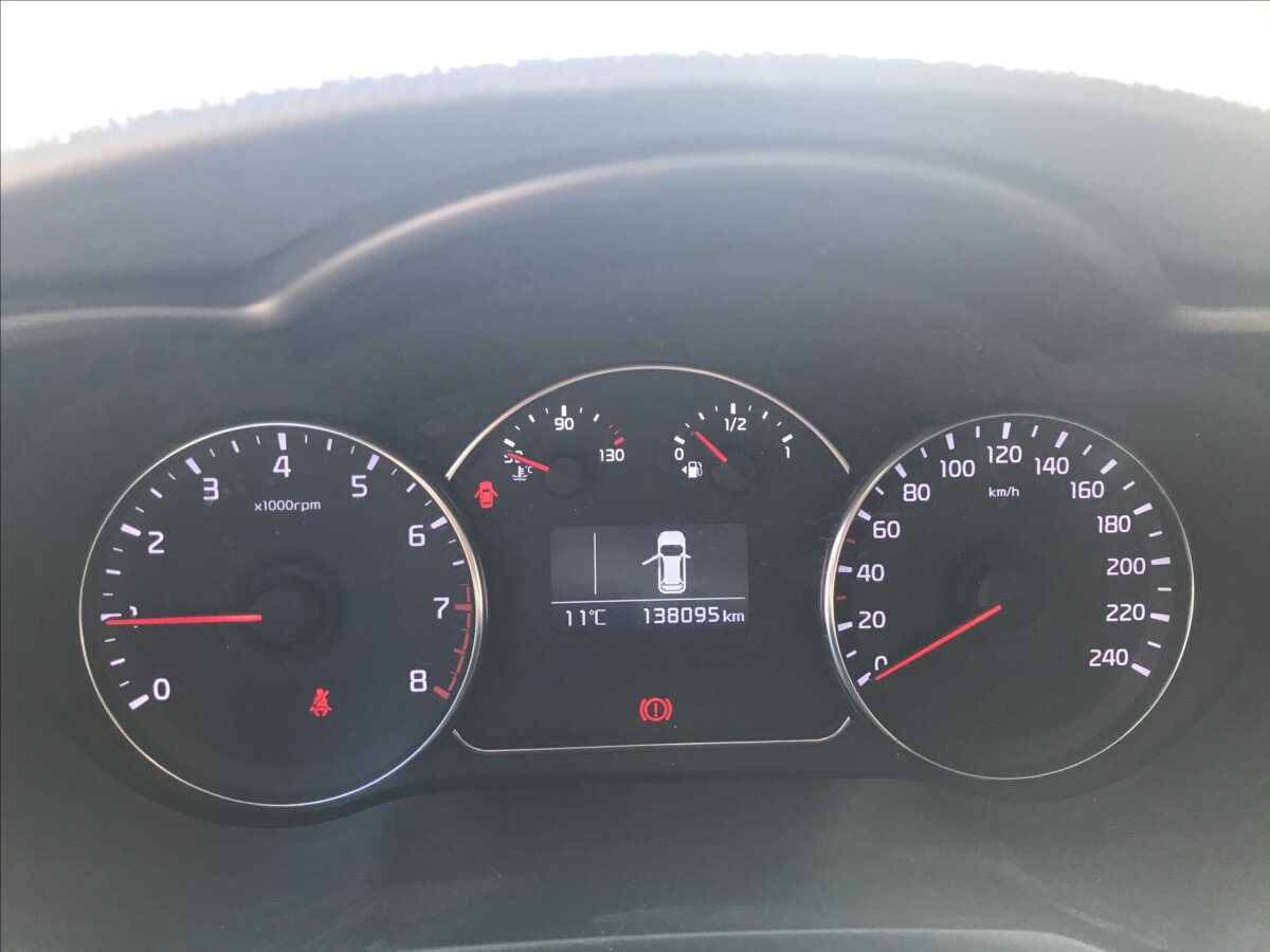 KIA Carens Kombi 1,6 l 99 kw