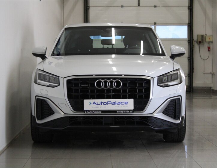 Audi Q2 SUV / Terénní 2,0 l 110 kw